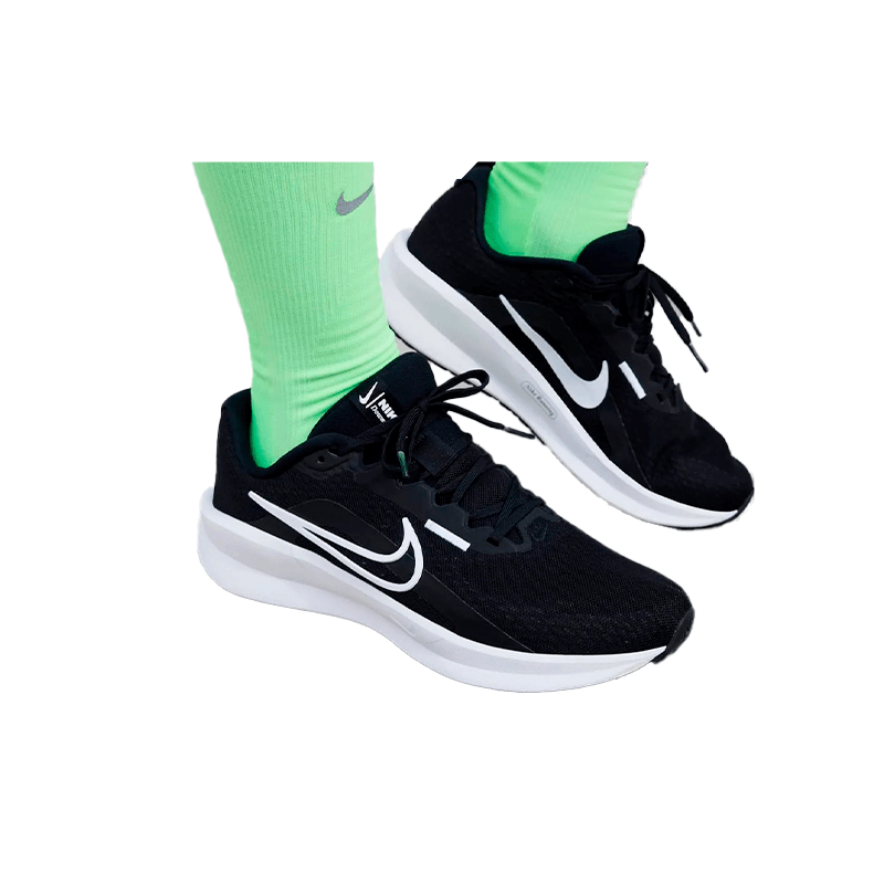 Zapatilla-Nike-Running-Dama-Downshifter-13-Negro